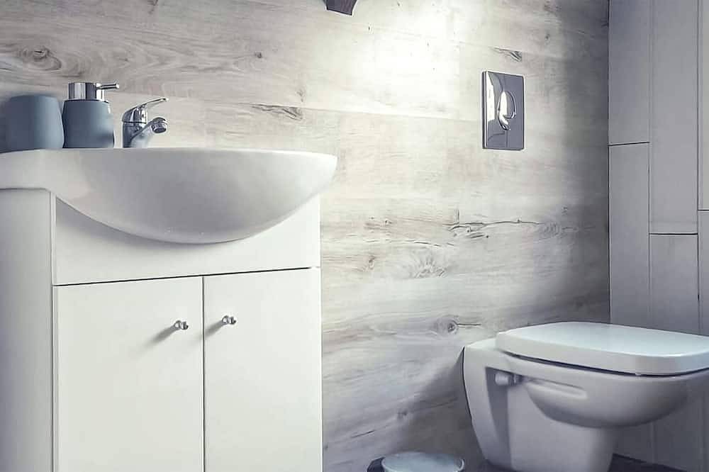 Awesome home in Brodnica Górna in powiat kartuski