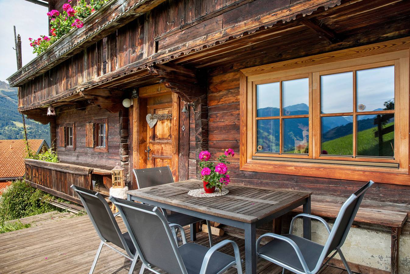 Vakantiehuis 'Oberlehen Hof' met bergzicht en privéterras in Rohrberg, Tiroler Unterland