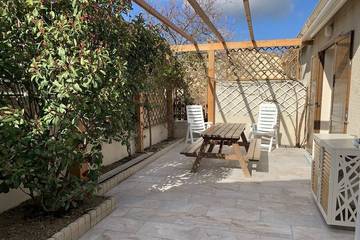 Gîte pour 4 personnes, avec terrasse dans Port de Gruissan
