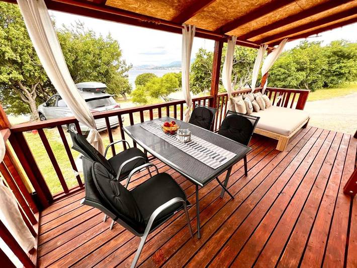 Camping pour 5 personnes, avec jardin ainsi que piscine et vue à Klenovica - 4