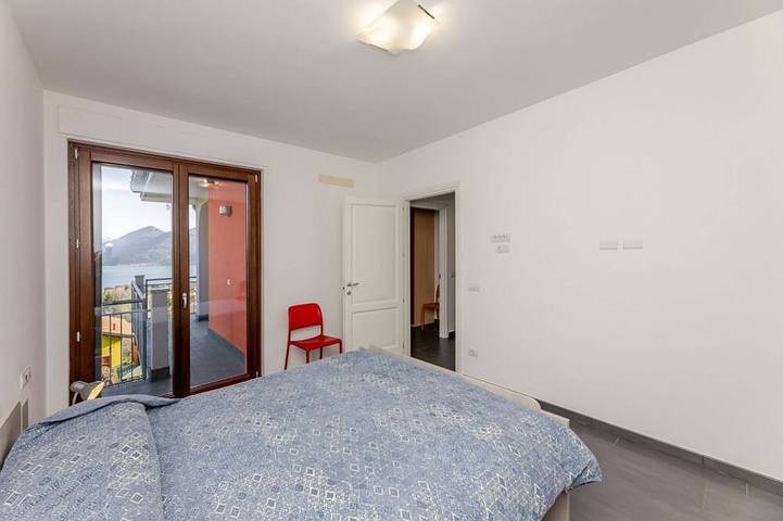 Ganze Wohnung, Casa Elena – Herrlicher Seeblick mit großen Terrassen in Germignaga, Lago Maggiore (Lombardei)