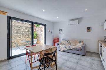Location De Vacances pour 4 Personnes dans Saint-Geniès-de-Fontedit, Région de Béziers, Photo 4