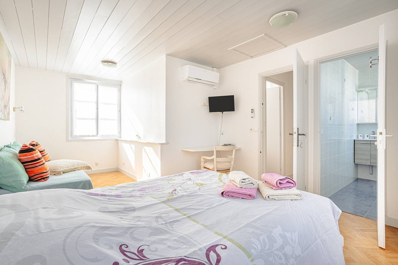 Gästezimmer Heraudeau 1 – mit gemeinsamem Garten und Klimaanlage in Ars-en-Ré, Ile de Re