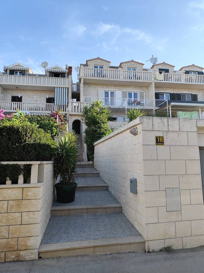 Ferienwohnung für 3 Personen, mit Balkon/Terrasse, mit Haustier in Bol