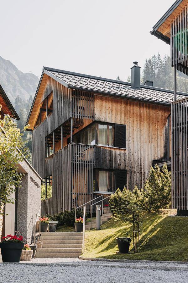 Ferienhaus für 4 Personen, mit Garten und Ausblick sowie Sauna in Stuben am Arlberg