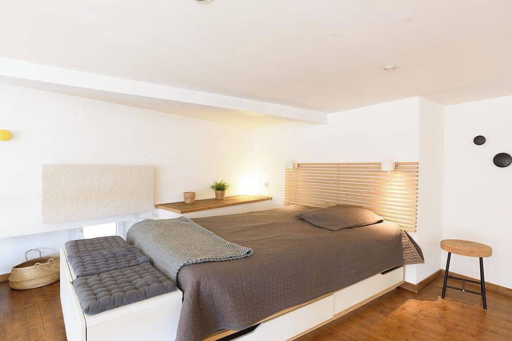 Ganze Wohnung, Rue du Centre | Bright duplex near Montreux train station in Chernex, Montreux