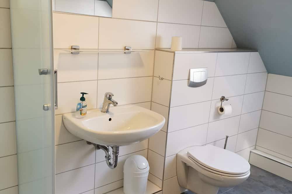 Ganze Wohnung, Kfh - Kirchblick - Kapitaensferienhaus in Schaprode, Rügen