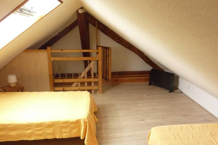 Gîte pour 11 personnes, avec jardin ainsi que jacuzzi et balcon, animaux acceptés à Montaimont - 4