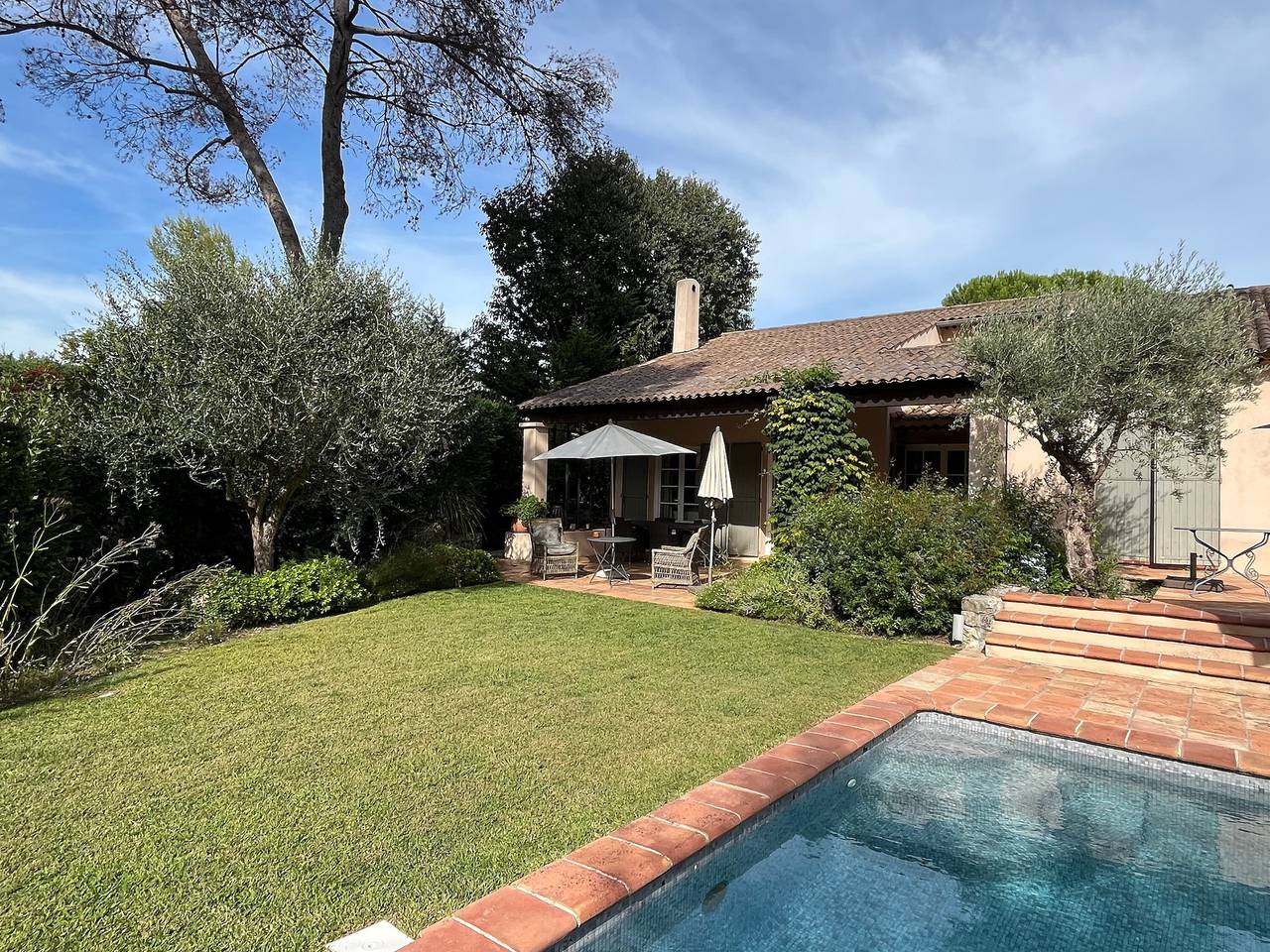 Villa « Les Coteaux » con piscina privada, Wi-Fi y aire acondicionado in Mouans-Sartoux, Region de Cannes