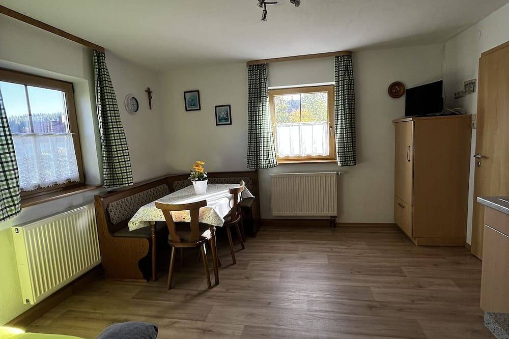 Ferienhaus zum Entspannen, viel Platz zum toben und spielen, Haustier willkommen in Kirchberg im Wald, Ostbayern