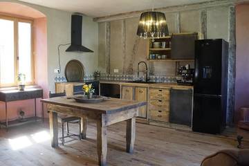 Gîte pour 6 personnes, avec balcon, animaux acceptés à Chalabre