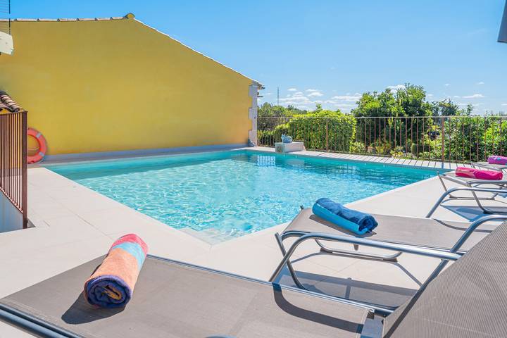 Landhuis "Son Serra" in landelijke omgeving met airconditioning, terras & tuin in Búger, Mallorca Binnenland