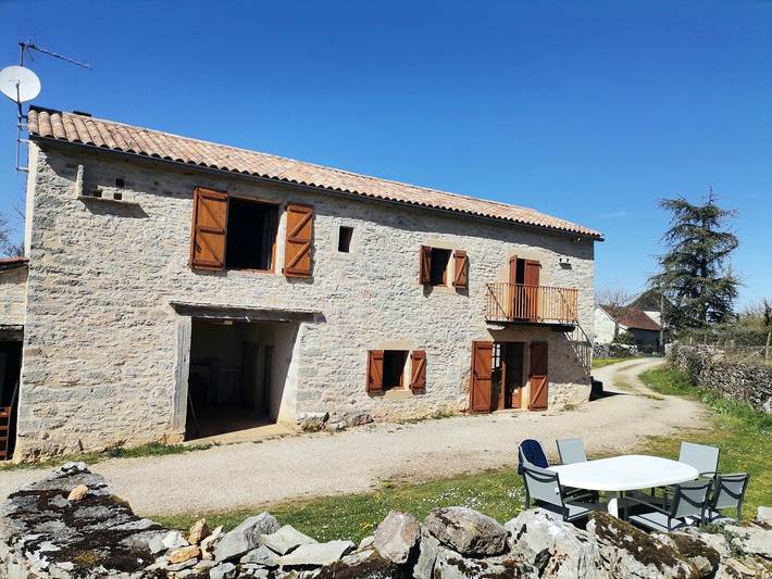 Gîte pour 10 personnes, avec jardin