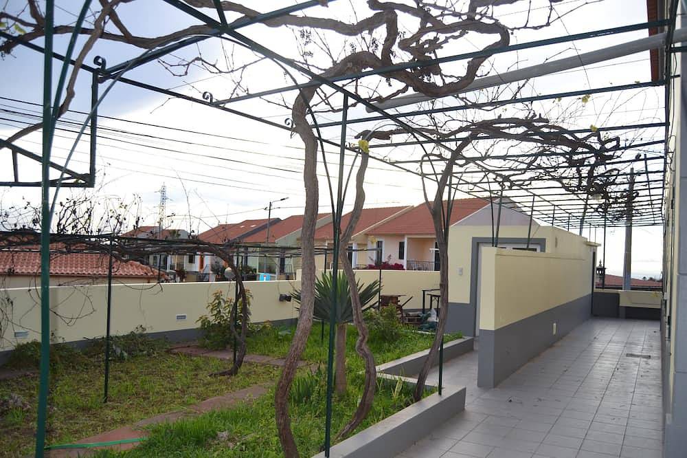 Ganze Wohnung, Studio Rc Berg und Meerblick in Pináculo, Ponta do Sol