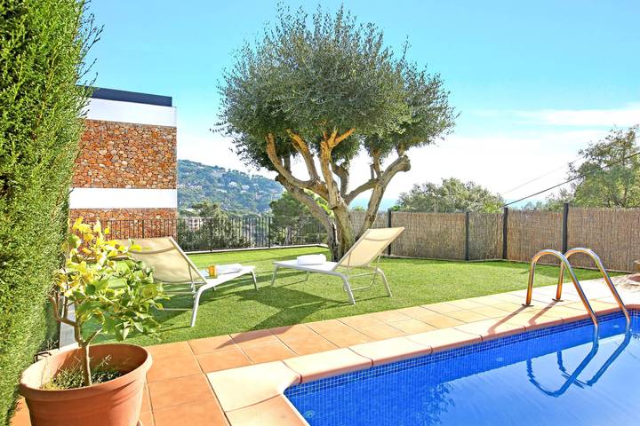 Villa voor 12 personen, met Terras en Tuin in Llafranc