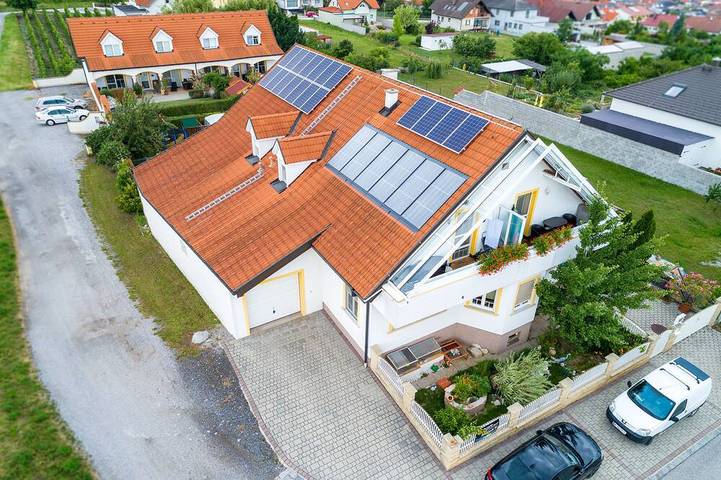 Ganze Wohnung, Balkonwohnung B - gemütlich neu renoviert Seeblick in Mörbisch am See, Leithaberg