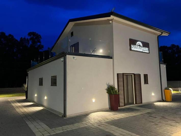 Location de vacances pour 2 personnes, avec terrasse ainsi que jardin et jacuzzi, animaux acceptés à Villapiana - 2