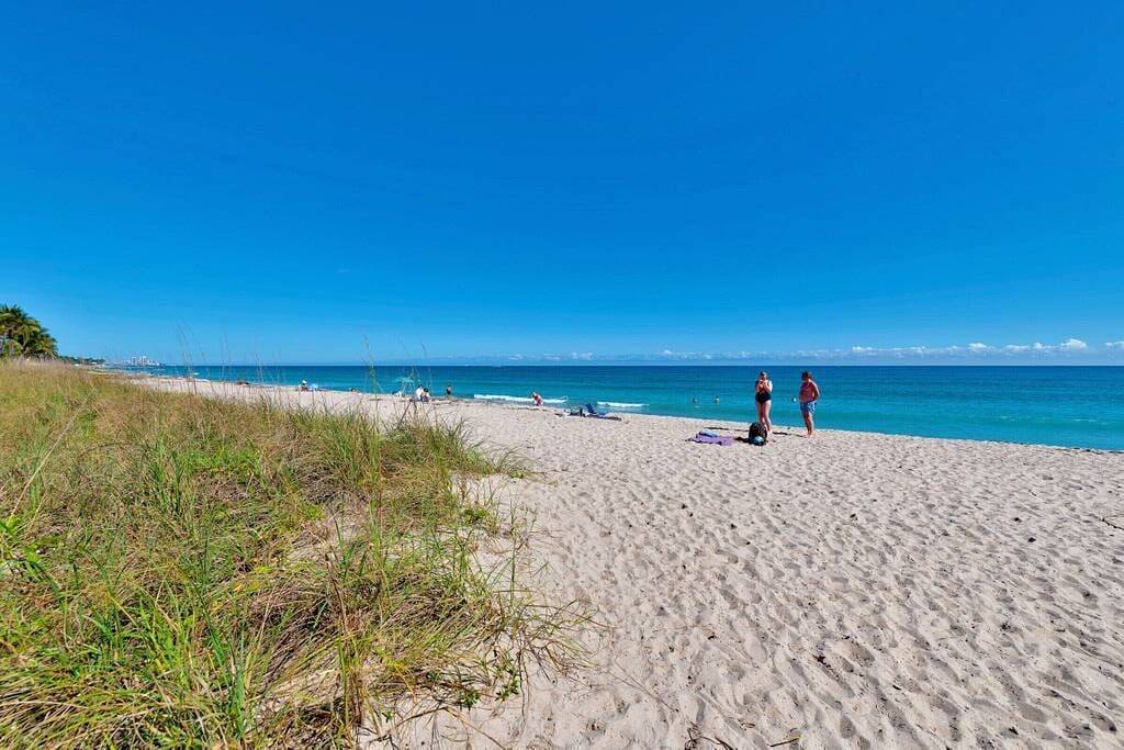 🌴 Hemingway Garden Palm Beach Island 🌴 Free Parking 🌴 Pool in Palm Beach, Palm Beach County