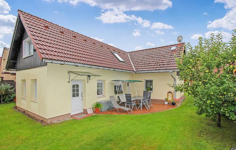 Ferienhaus für 3 Personen, mit Terrasse in Templin