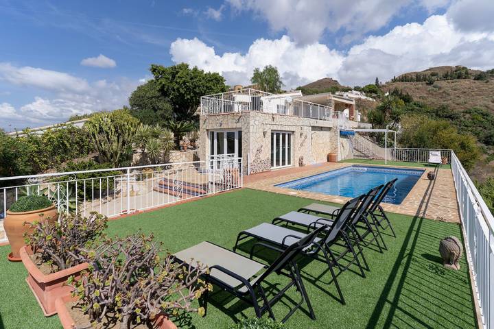 Casa Colina with Sea Views, Private Pool, and Private Terrace in Vélez-Málaga, Costa del Sol