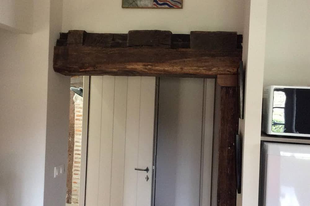 Entire apartment, Apartment in Basque house in Sare, Bayonne region