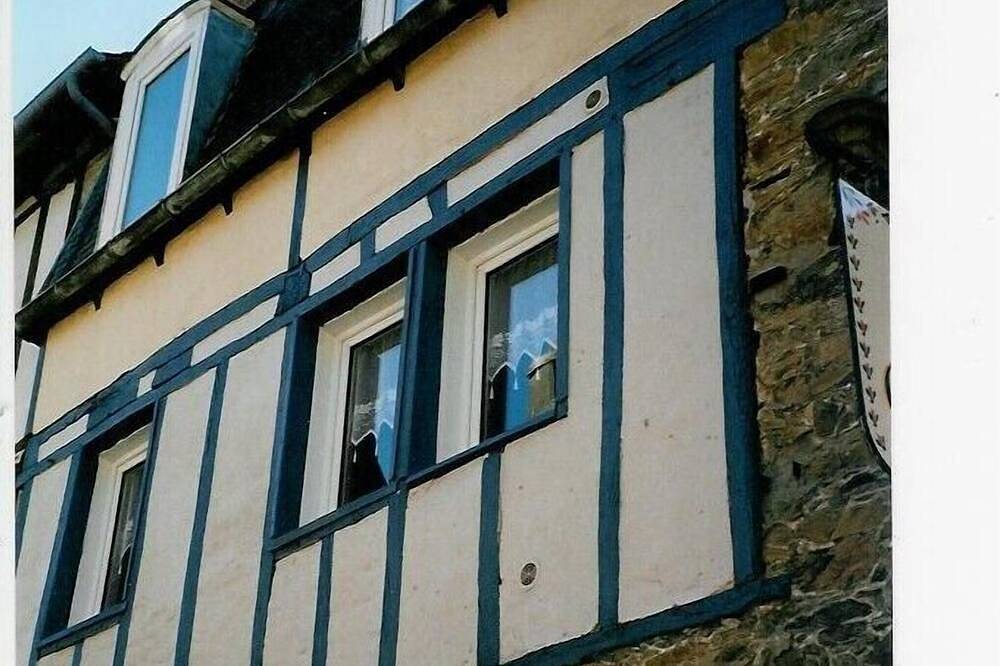 Ganze Wohnung, Wohnung zur Miete in Trèguier, Stadt mit Charakter in der Nähe des Meeres, für 4 Personen in Tréguier, Rosa Granitküste