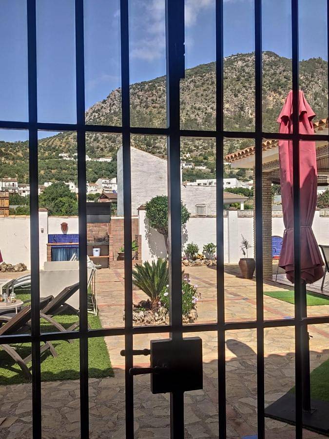 Casa rural para 8 personas, con Terraza y Jardín además de Piscina y Vistas en Algodonales - 4