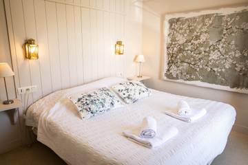 Apartment for 4 People in La Flotte, Côte des Fleurs, Photo 3