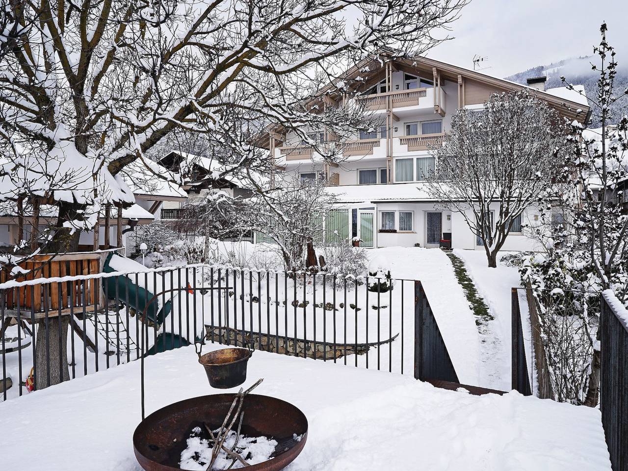 Ganze Ferienwohnung, Residence Walder - Appartement Larix 2-5 Pers. in Issing, Pfalzen