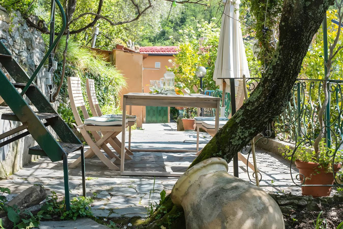 Villa 'Cottage Rustico Con Vista Mare' mit Meerblick, gemeinsamer Terrasse und Wlan in Semorile, Zoagli