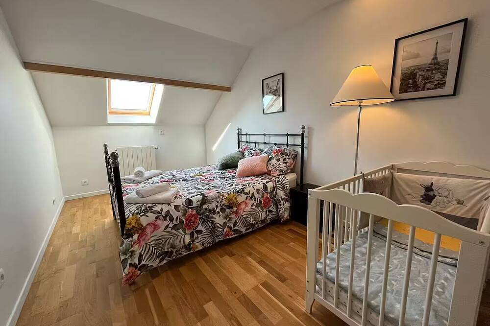 Maison familiale entre Paris et Disneyland in Noisy-le-Grand, Seine-Saint-Denis