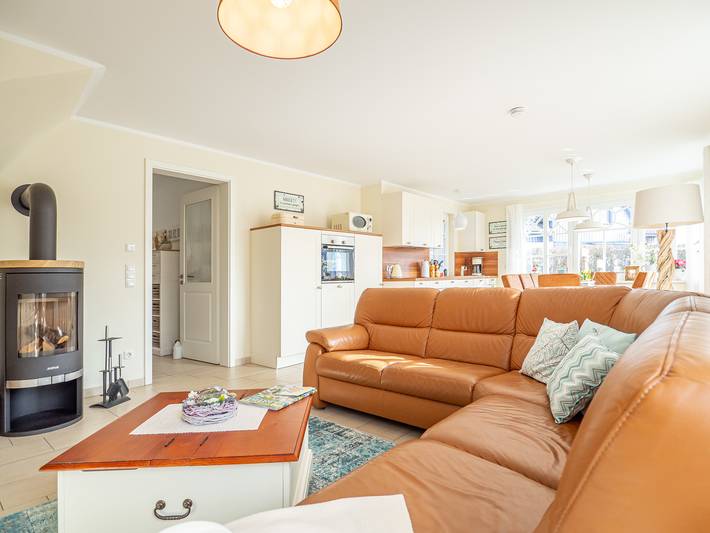 Ferienhaus für 9 Personen, mit Balkon und Sauna sowie Garten, kinderfreundlich in Zingst - 3