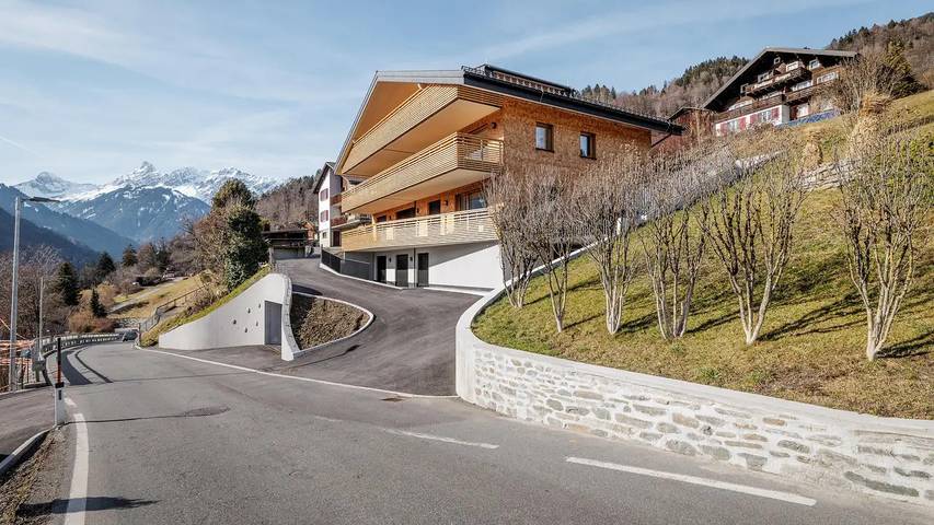 Ferienwohnung für 4 Personen, mit Balkon und Terrasse in Schruns