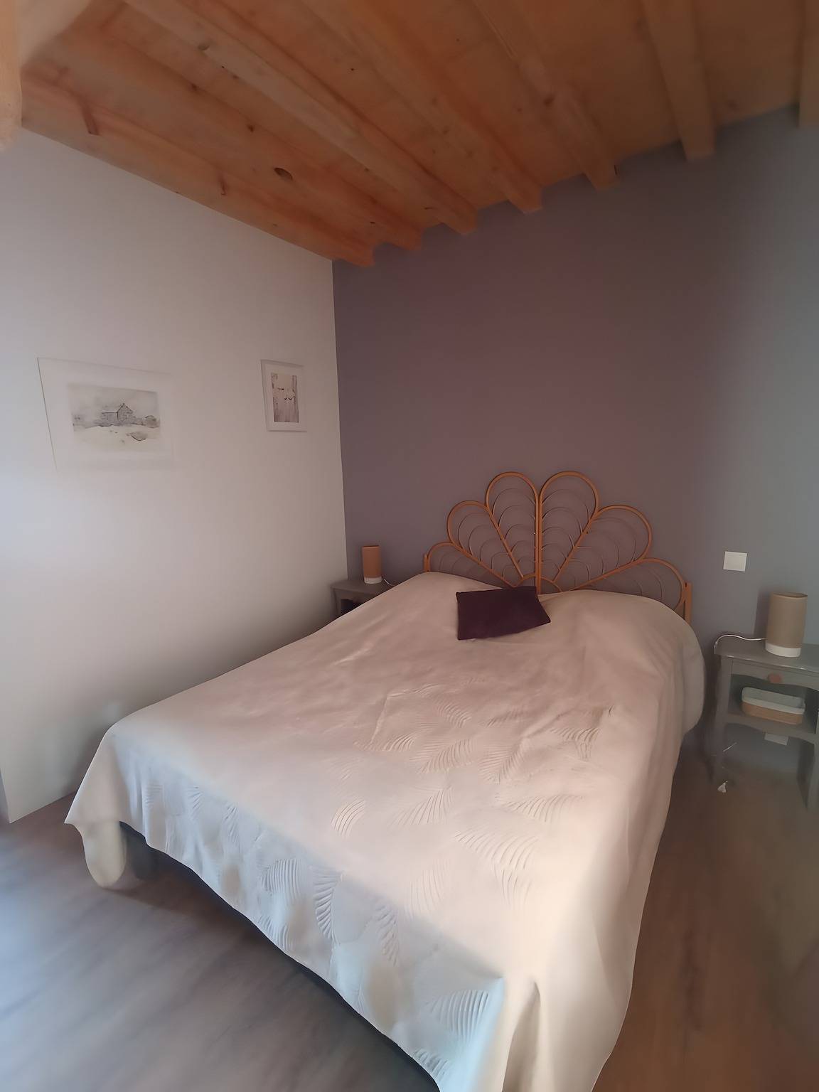 Bed & Breakfast 'Chambre Rotin' met gedeeld zwembad, terras en tuin, foto 15