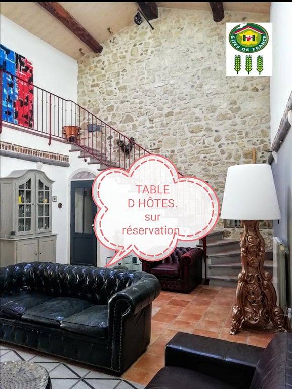 Cottage pour 2 personnes, avec jardin ainsi que piscine et jacuzzi à Sigean