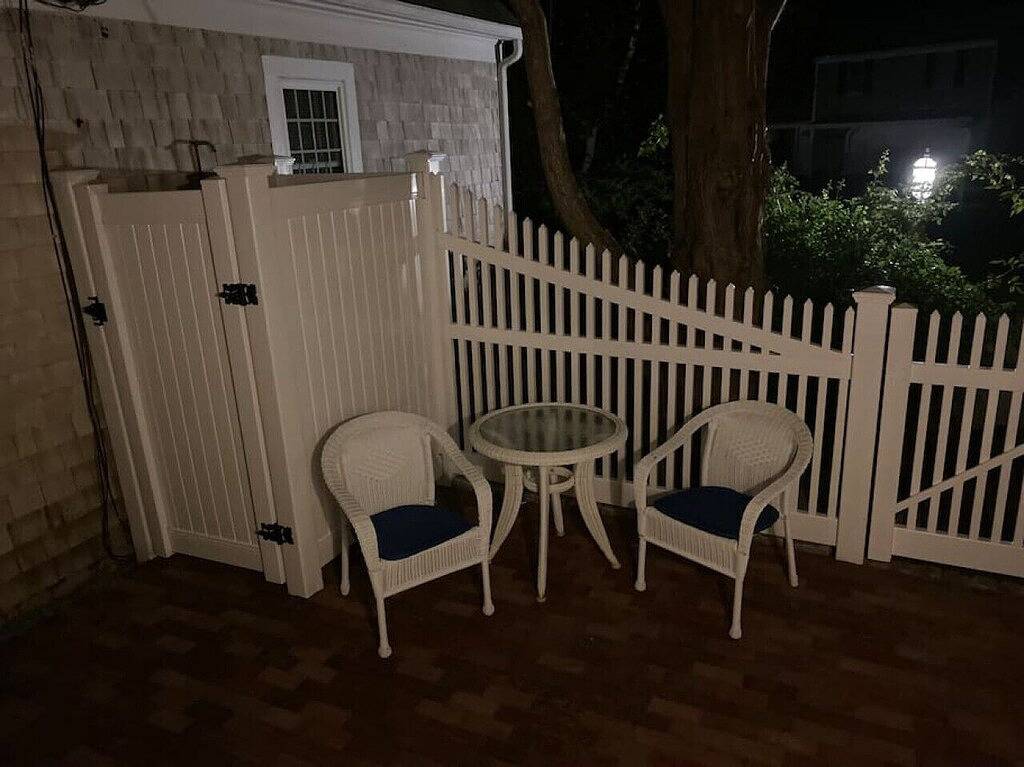 Ganze Wohnung, The Nantucket Room Unit - #2 in West Harwich, Harwich