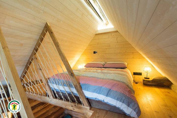 Gîte pour 3 personnes, avec sauna ainsi que jacuzzi et jardin dans l' Isère - 4