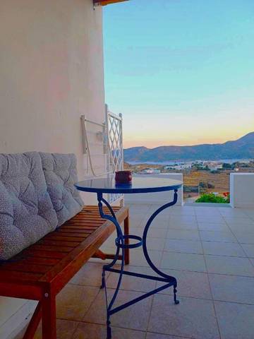 Maison d’hôte pour 2 personnes, avec vue et jardin dans Milos