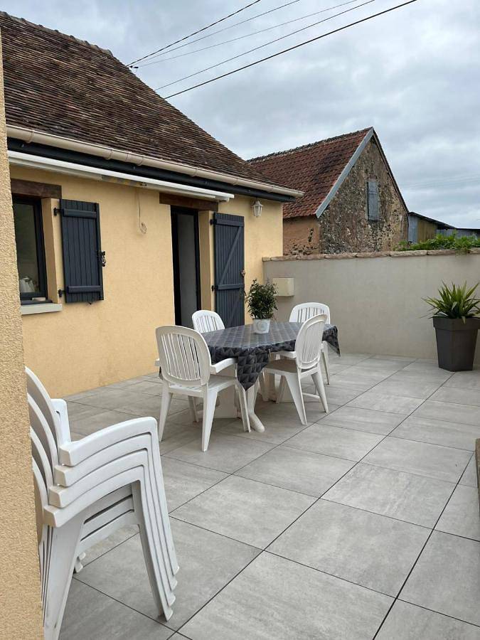 Location de vacances pour 7 personnes, avec piscine et jardin à Saint-Mars-d'Outillé - 2