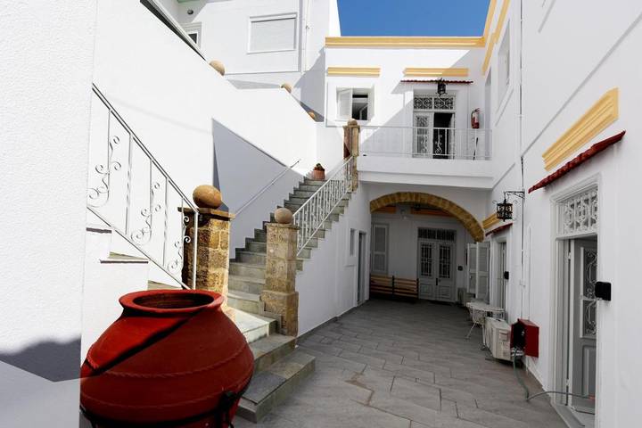 B&b per 2 persone, con terrazza in Rodi