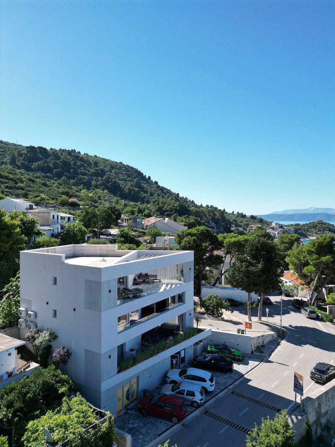 Cijeli apartman, Četverosobni apartman s terasom i pogledom na more Drašnice, Makarska A-21341-b in Drašnice, Makarska rivijera