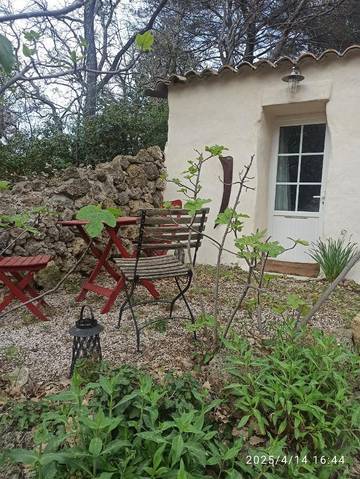 Gîte pour 4 personnes, avec jardin et vue, animaux acceptés à Auriol