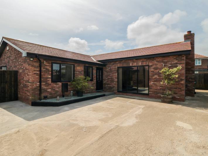 Cottage for 8 people, with Garden in Scarborough