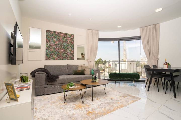 Casas e apartamentos de temporada para 6 pessoas, com vista e balcão em Jerusalém