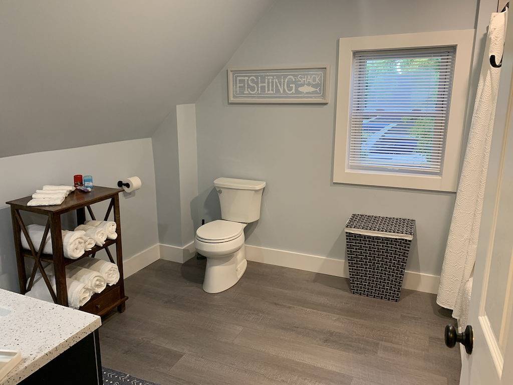 Charlevoix Home, stroll to Town and Beaches in Charlevoix, Charlevoix County