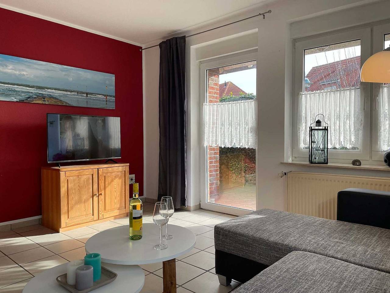 Ganze Ferienwohnung, Haus An der Kurpromenade in Harlesiel, Landkreis Wittmund