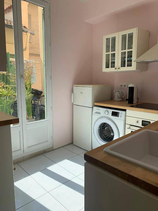 Gîte pour 2 personnes, avec terrasse dans Cathedrale Orthodoxe Saint Nicolas Nice - 2