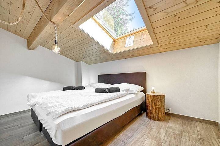 Gîte pour 14 personnes, avec terrasse et jardin à Arbaz - 3