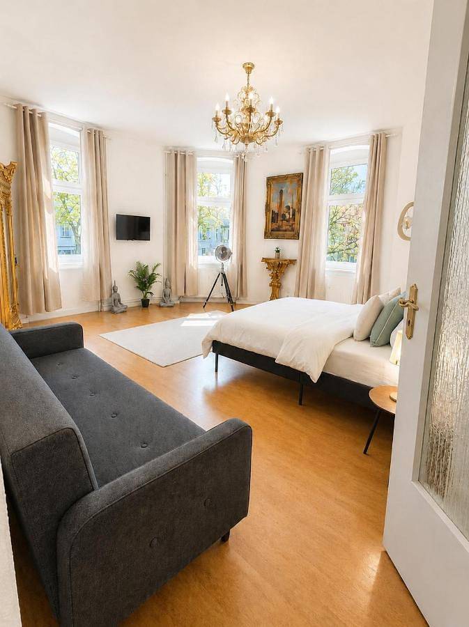 Ferienwohnung für 9 Personen in Neukölln Berlin