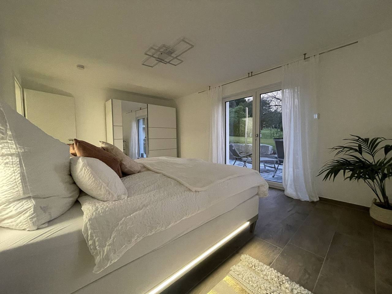 Ganze Wohnung, Apartment 'Am Park' mit gemeinsamer Terrasse, gemeinsamem Garten und Wlan in Badenweiler, Südschwarzwald